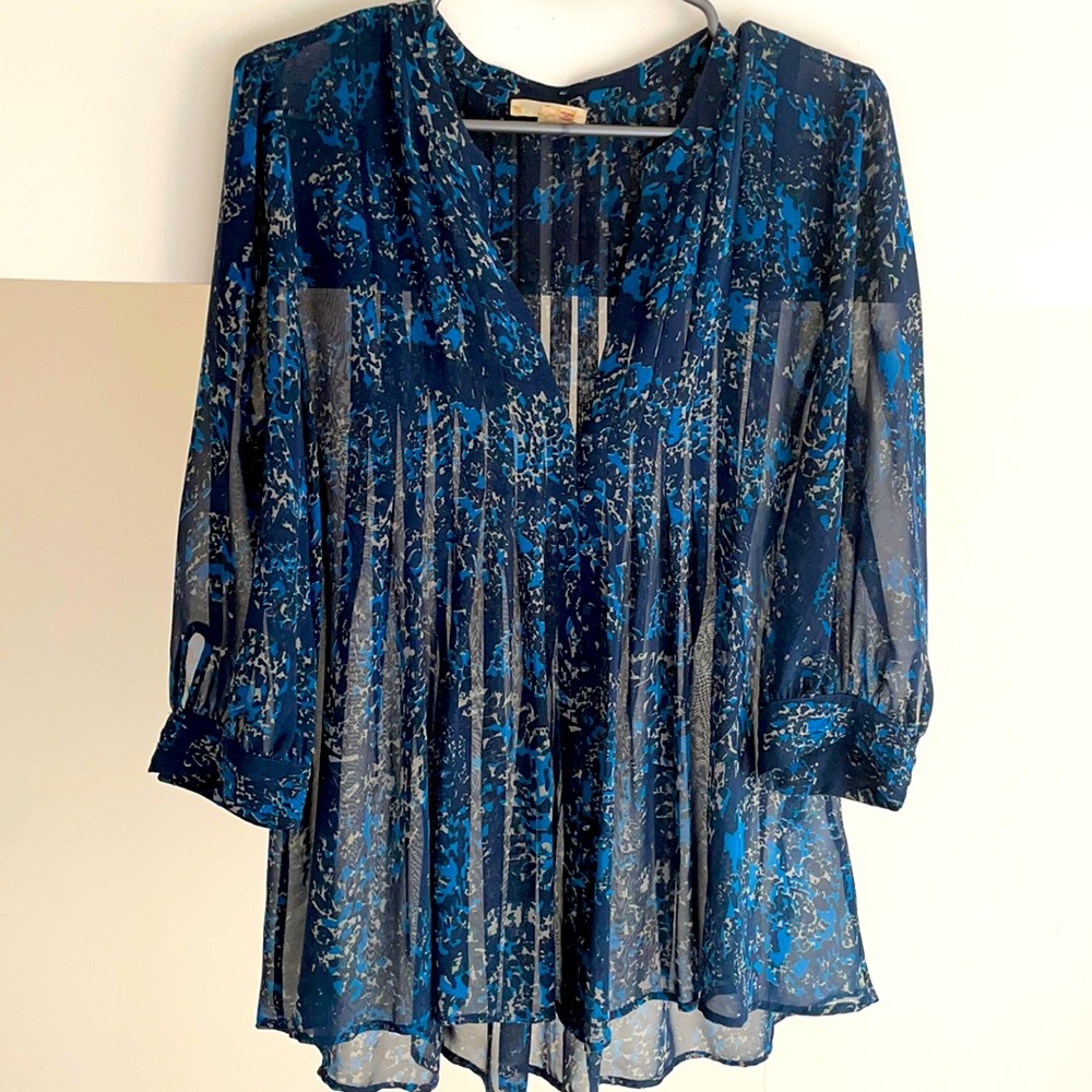 Blue silk floral print Joie 3/4 Sleeve blouse
